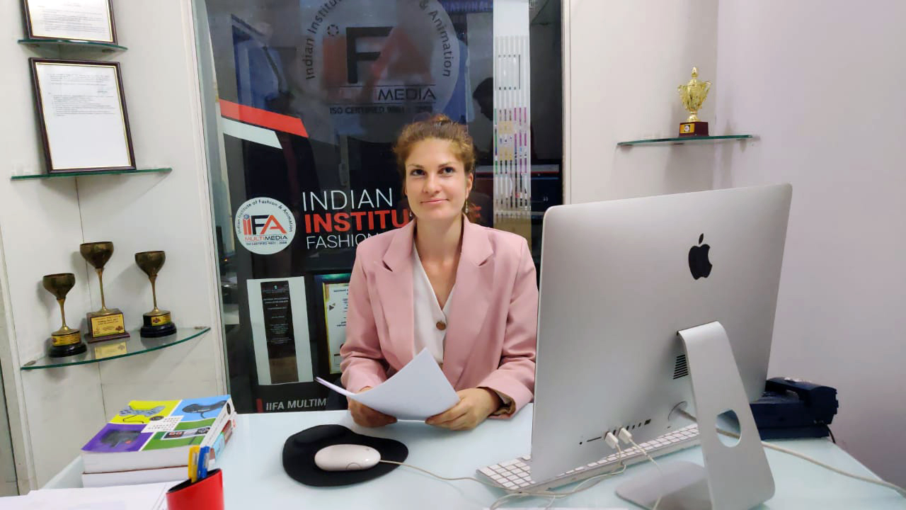 IIFA Lancaster Institute of Design IIFA Teacher in Class photo 3